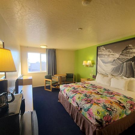 Horizon Hotel Върнал Екстериор снимка