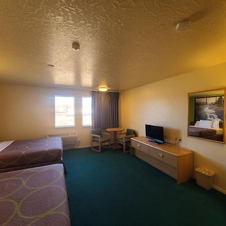 Horizon Hotel Върнал Екстериор снимка
